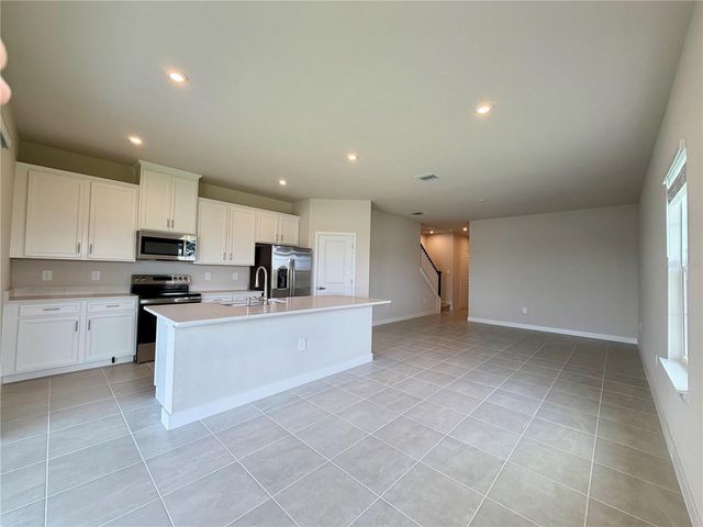 12378 AMBER CREEK CIRCLE, Lakewood Ranch, FL 34211