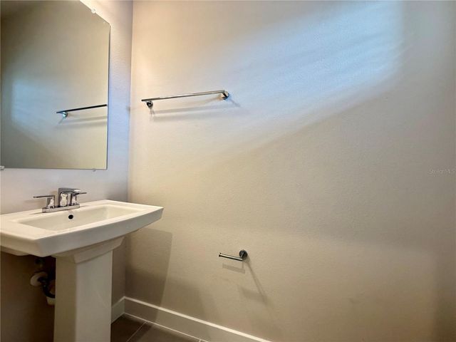 12378 AMBER CREEK CIRCLE, Lakewood Ranch, FL 34211