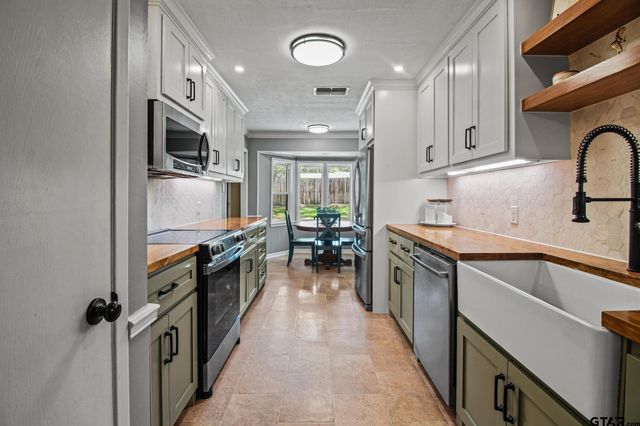 312 Clemson Dr, Tyler, TX 75703