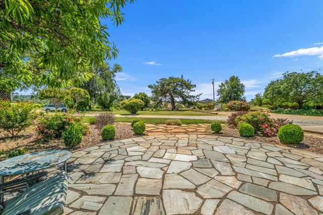 12200 Shenandoah Rd, Plymouth, CA 95669