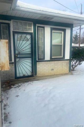 27182 Spring Arbor Drive, Southfield, MI 48076