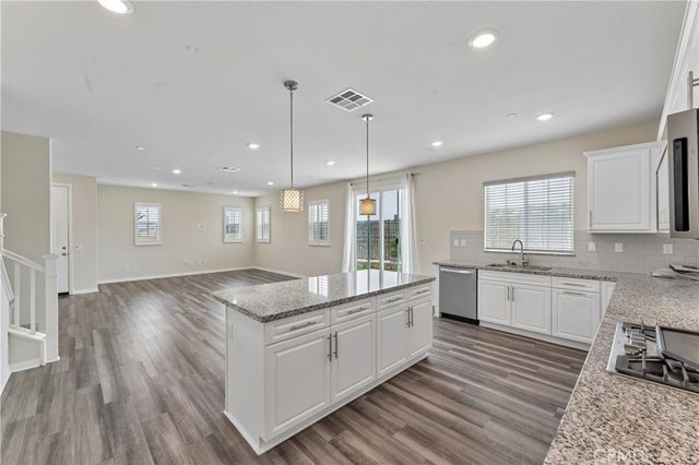 17115 Zion Drive, Canyon Country, CA 91387