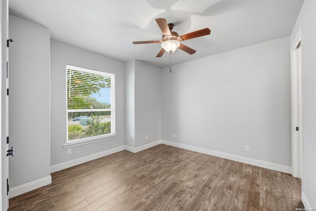 323 Curvatura, New Braunfels, TX 78132