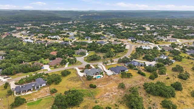 323 Curvatura, New Braunfels, TX 78132