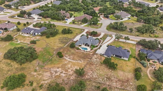 323 Curvatura, New Braunfels, TX 78132