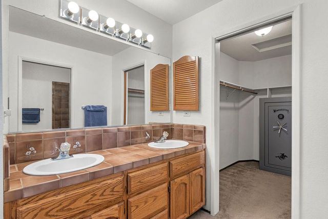 3848 Semallon Dr, Modesto, CA 95356