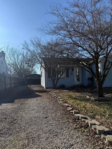 2505 Ravenswood Drive, Evansville, IN 47714