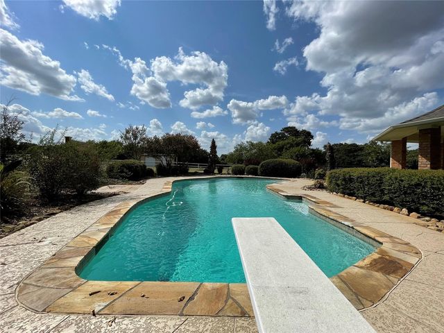 6340 Grauton Drive, Mansfield, TX 76063