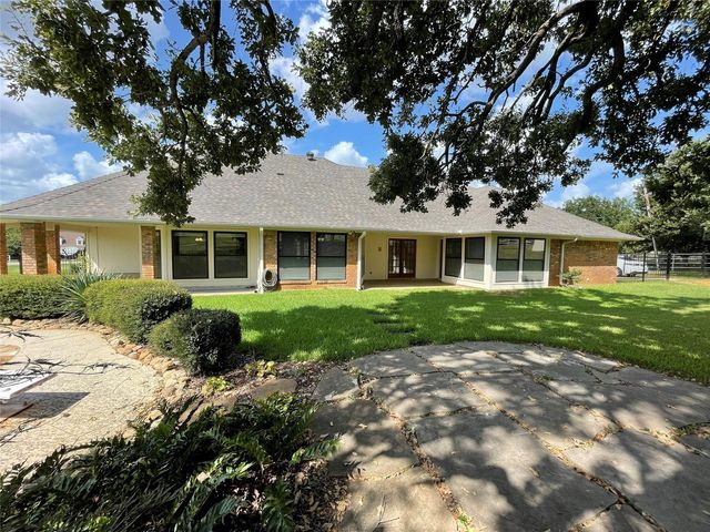 6340 Grauton Drive, Mansfield, TX 76063