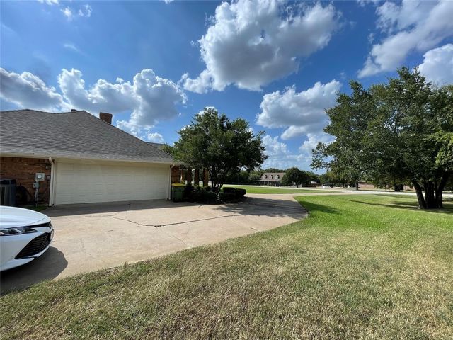 6340 Grauton Drive, Mansfield, TX 76063