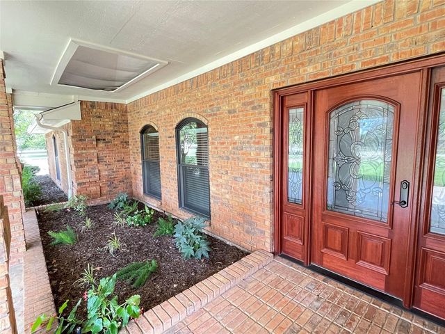 6340 Grauton Drive, Mansfield, TX 76063