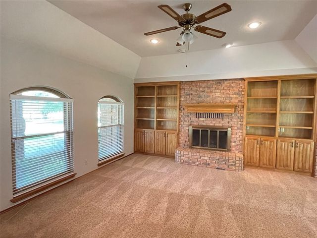 6340 Grauton Drive, Mansfield, TX 76063