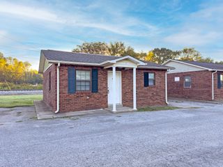 404 Thompsonville Lane #9, Oak Grove, KY 42262