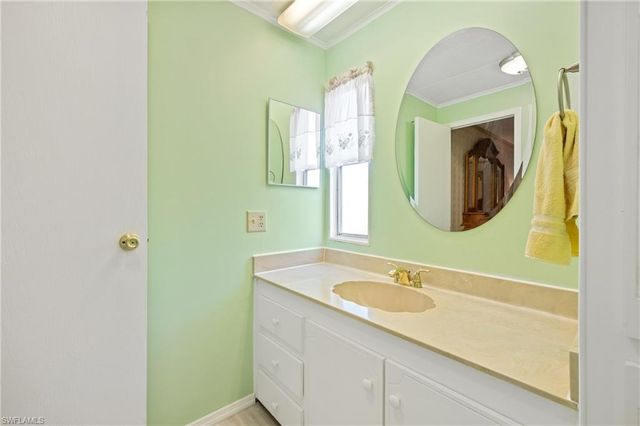 3073 Longview LN, North Fort Myers, FL 33917
