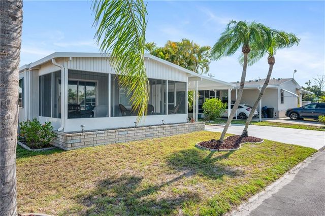 3073 Longview LN, North Fort Myers, FL 33917