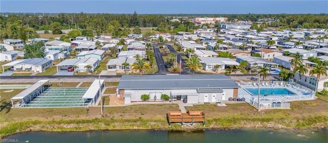 3073 Longview LN, North Fort Myers, FL 33917