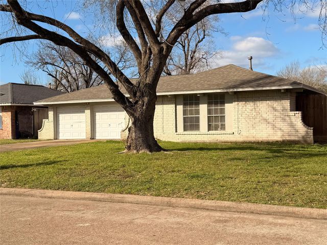 7618 Garsee Drive, Houston, TX 77040