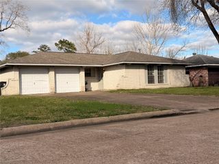 7618 Garsee Drive, Houston, TX 77040
