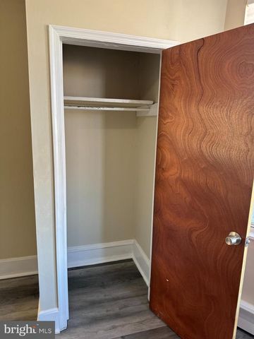 4154 W GIRARD AVE, Philadelphia, PA 19104