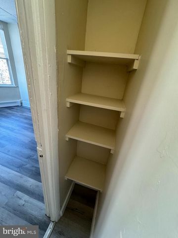 4154 W GIRARD AVE, Philadelphia, PA 19104