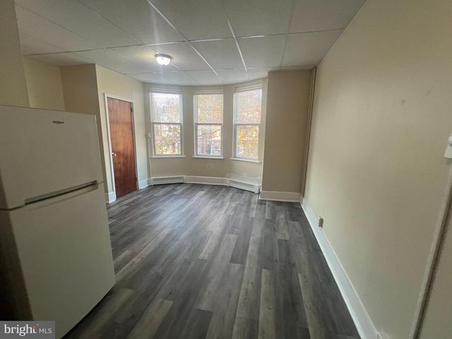 4154 W GIRARD AVE, Philadelphia, PA 19104