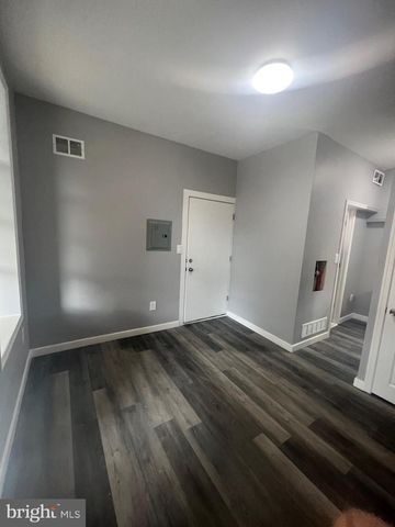 4154 W GIRARD AVE, Philadelphia, PA 19104