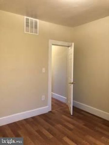 4154 W GIRARD AVE, Philadelphia, PA 19104