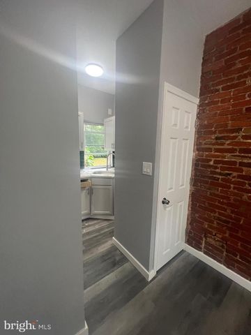 4154 W GIRARD AVE, Philadelphia, PA 19104