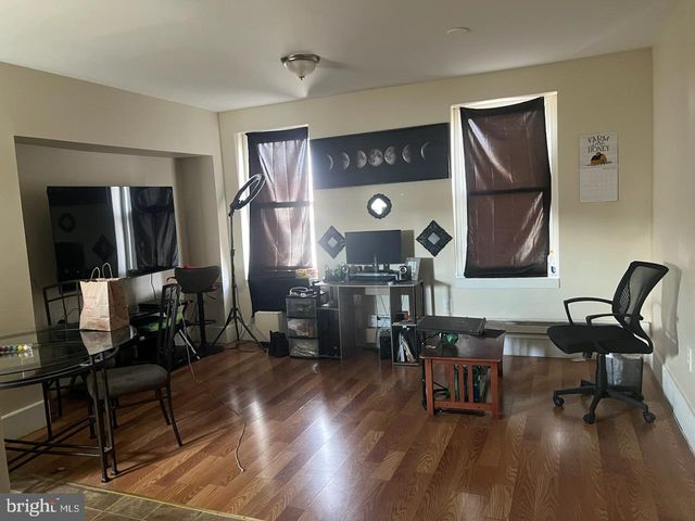 4154 W GIRARD AVE, Philadelphia, PA 19104