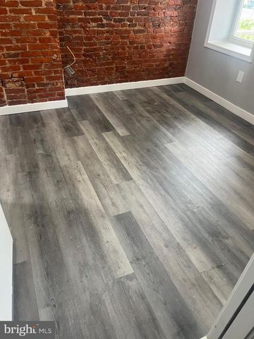 4154 W GIRARD AVE, Philadelphia, PA 19104