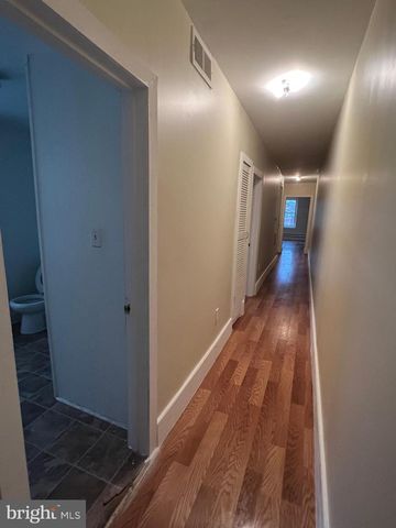 4154 W GIRARD AVE, Philadelphia, PA 19104