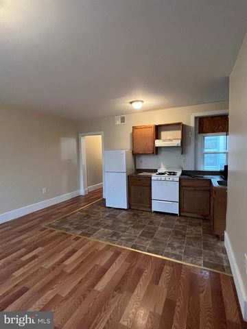 4154 W GIRARD AVE, Philadelphia, PA 19104