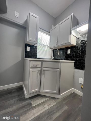 4154 W GIRARD AVE, Philadelphia, PA 19104