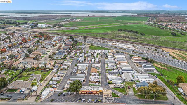 210 W Cypress 1, Oakley, CA 94561