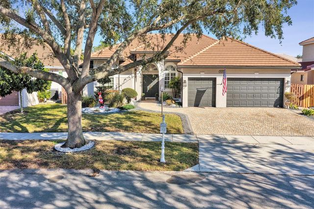 16287 Mariposa Circle S, Pembroke Pines, FL 33331