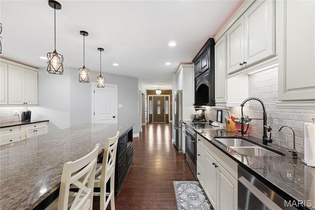 17325 Thunder Spring Road, Wildwood, MO 63025