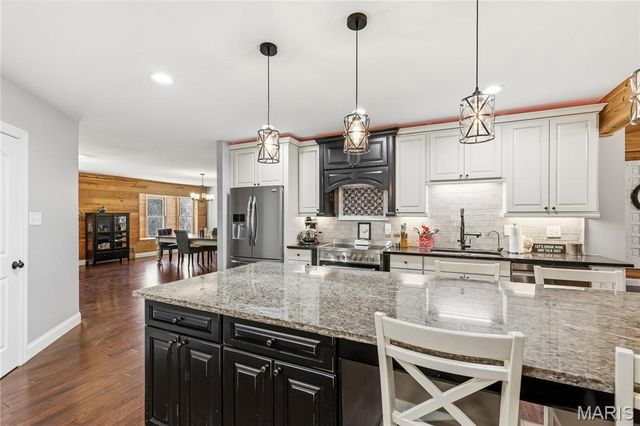 17325 Thunder Spring Road, Wildwood, MO 63025