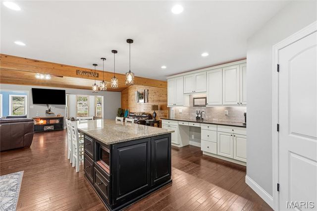 17325 Thunder Spring Road, Wildwood, MO 63025