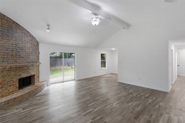 4301 Middlebrook Drive, Arlington, TX 76016