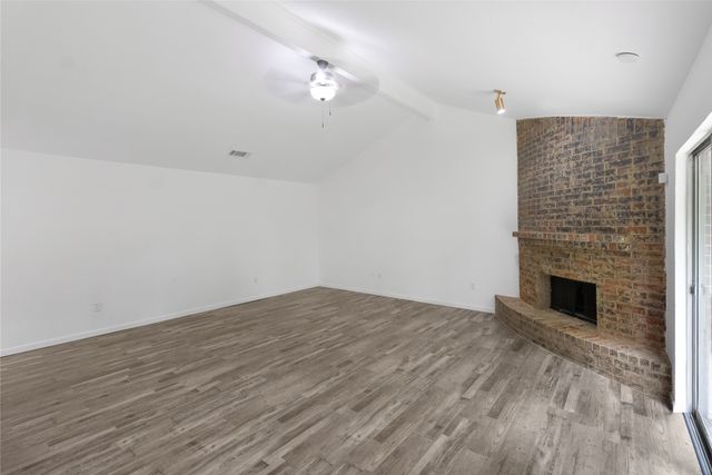 4301 Middlebrook Drive, Arlington, TX 76016