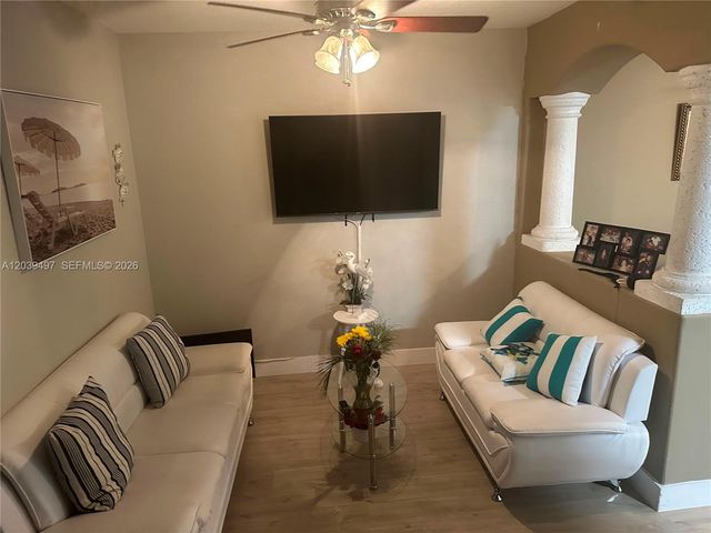 2756 SE 16th Ave 127, Homestead, FL 33035