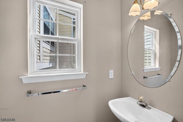706 Dawson Pl, Hanover Twp., NJ 07981