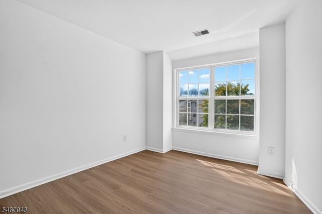 706 Dawson Pl, Hanover Twp., NJ 07981
