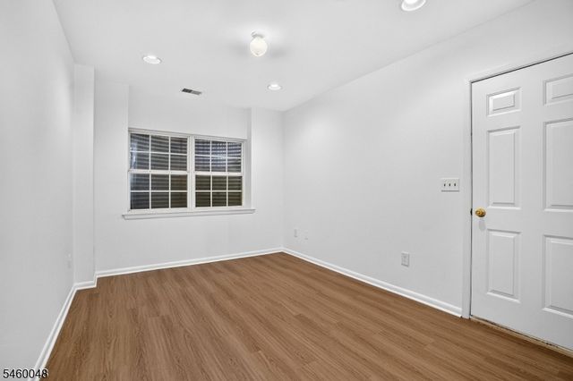 706 Dawson Pl, Hanover Twp., NJ 07981