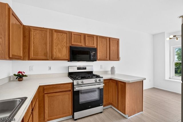 706 Dawson Pl, Hanover Twp., NJ 07981