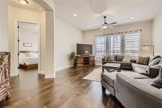 717 Garner Park DR, Georgetown, TX 78628