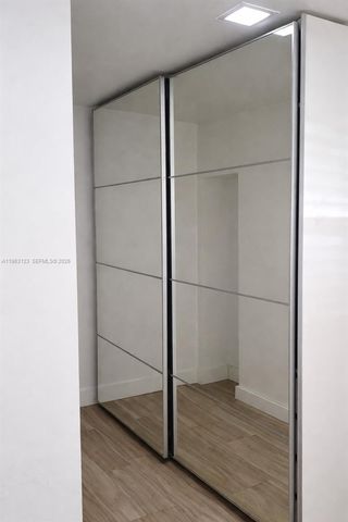 471 NE 162nd St 1a, Miami, FL 33162