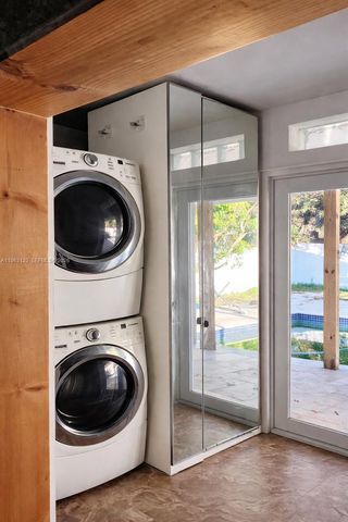 471 NE 162nd St 1a, Miami, FL 33162