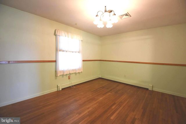 571 TOWNSHIP LINE RD, Telford, PA 18969