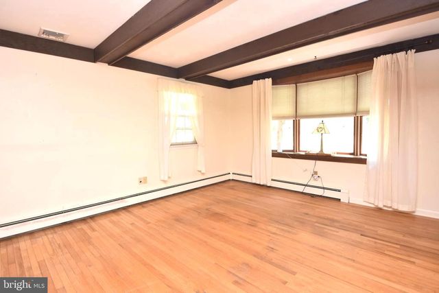 571 TOWNSHIP LINE RD, Telford, PA 18969